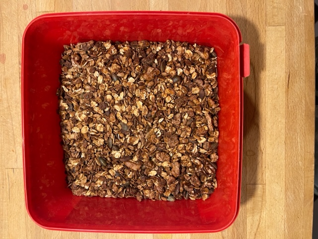 Glasslåda med hemmagjord granola